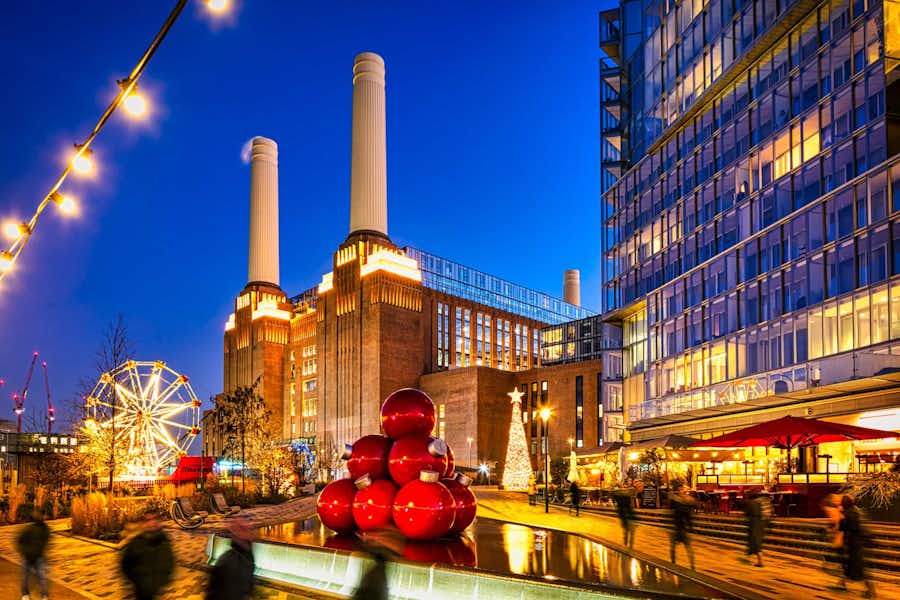 Patinar en Londres Battersea Power Station