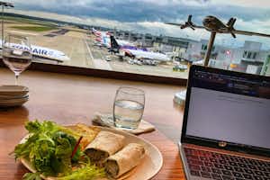 Cómo acceder a salas VIP con Priority Pass, esto necesitas saber 4 sala vip lgw no1 lounges gatwick south tuescapada eu.jpeg?auto=compress&crop=faces%2Cedges&fit=crop&w=300&ar=1