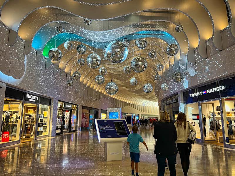 Dónde ir de compras de Navidad en Londres Icon Outlet