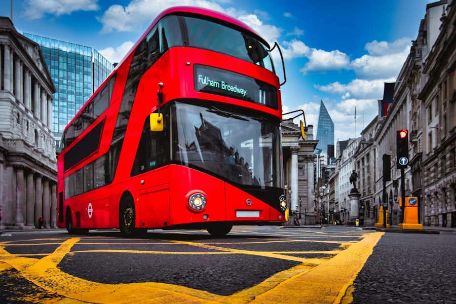 Que NO hacer en Londres: tomar el bus turístico