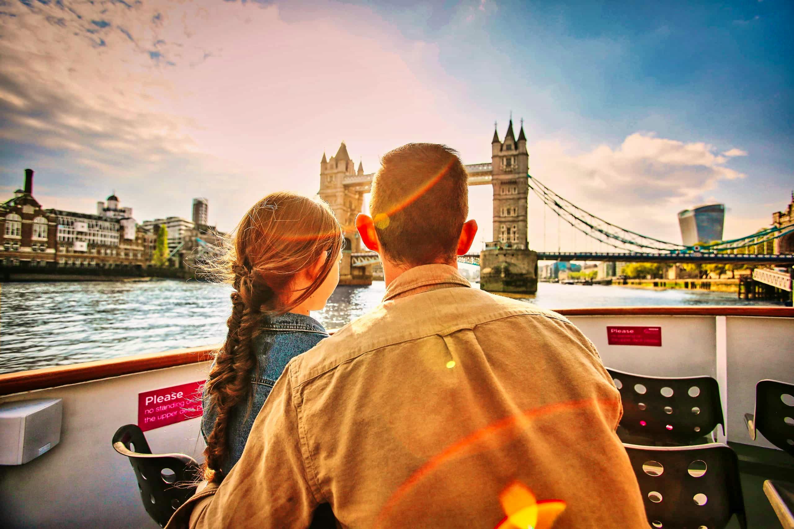 Qué hacer Londres en marzo: crucero río Támesis